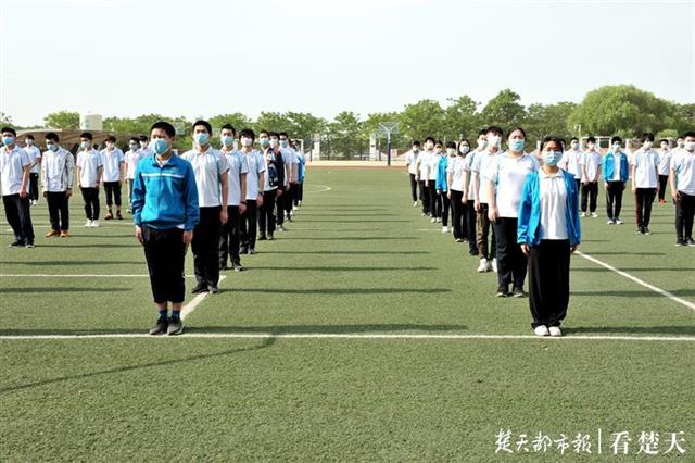 2020社会热点事件：76名学生的开学典礼，华农附校举行中考誓师大会