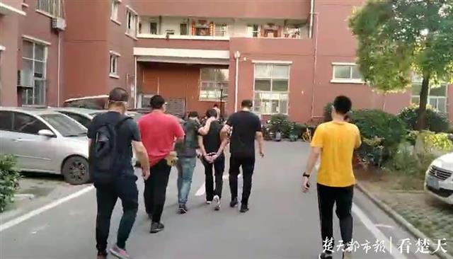 “多进宫”盗贼自以为“天衣无缝”，途中换装换车仍被查